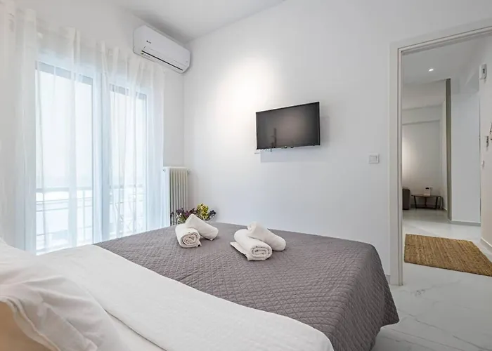 Acropolis Luxury Apartment