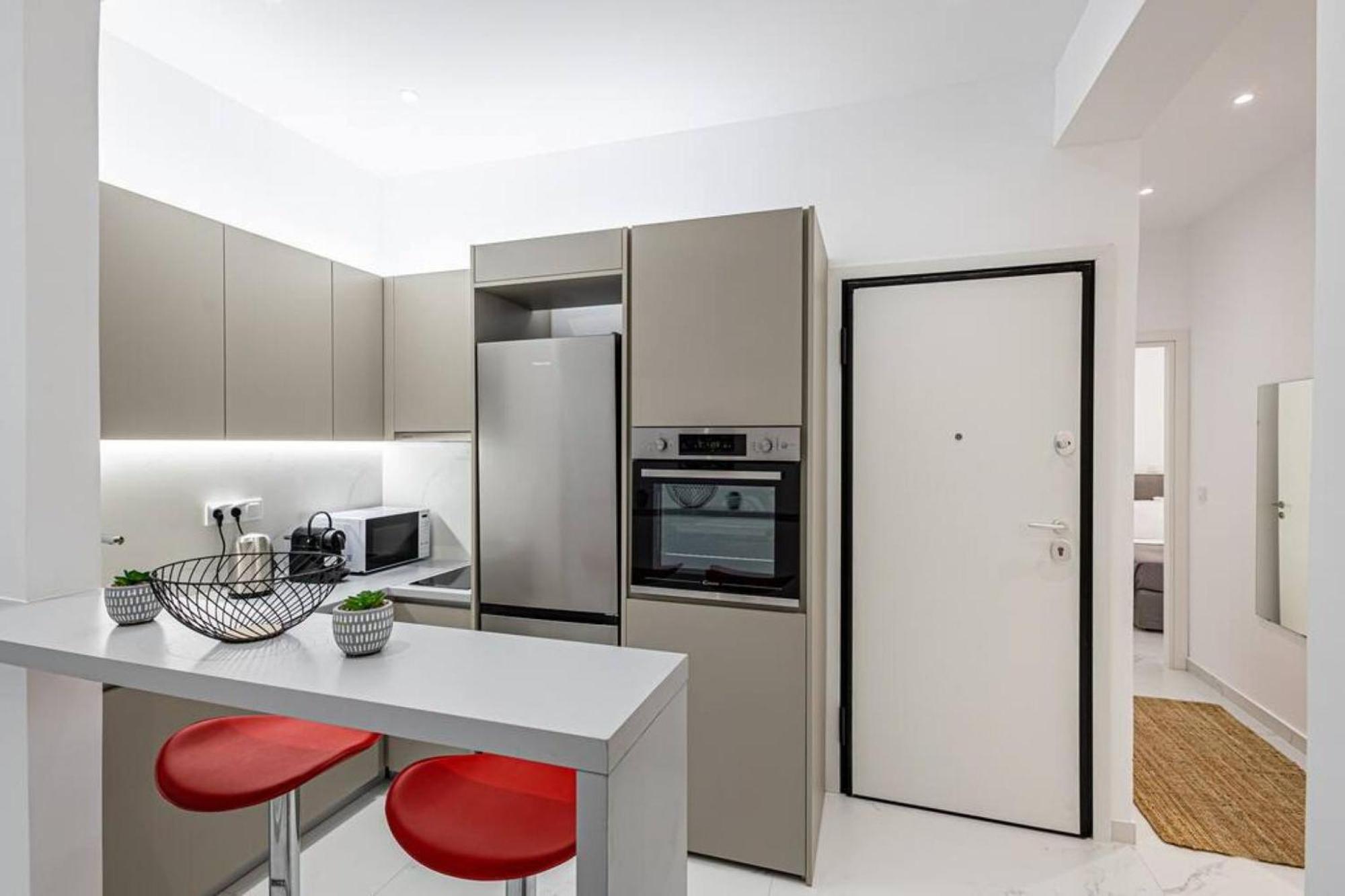 Acropolis Luxury *