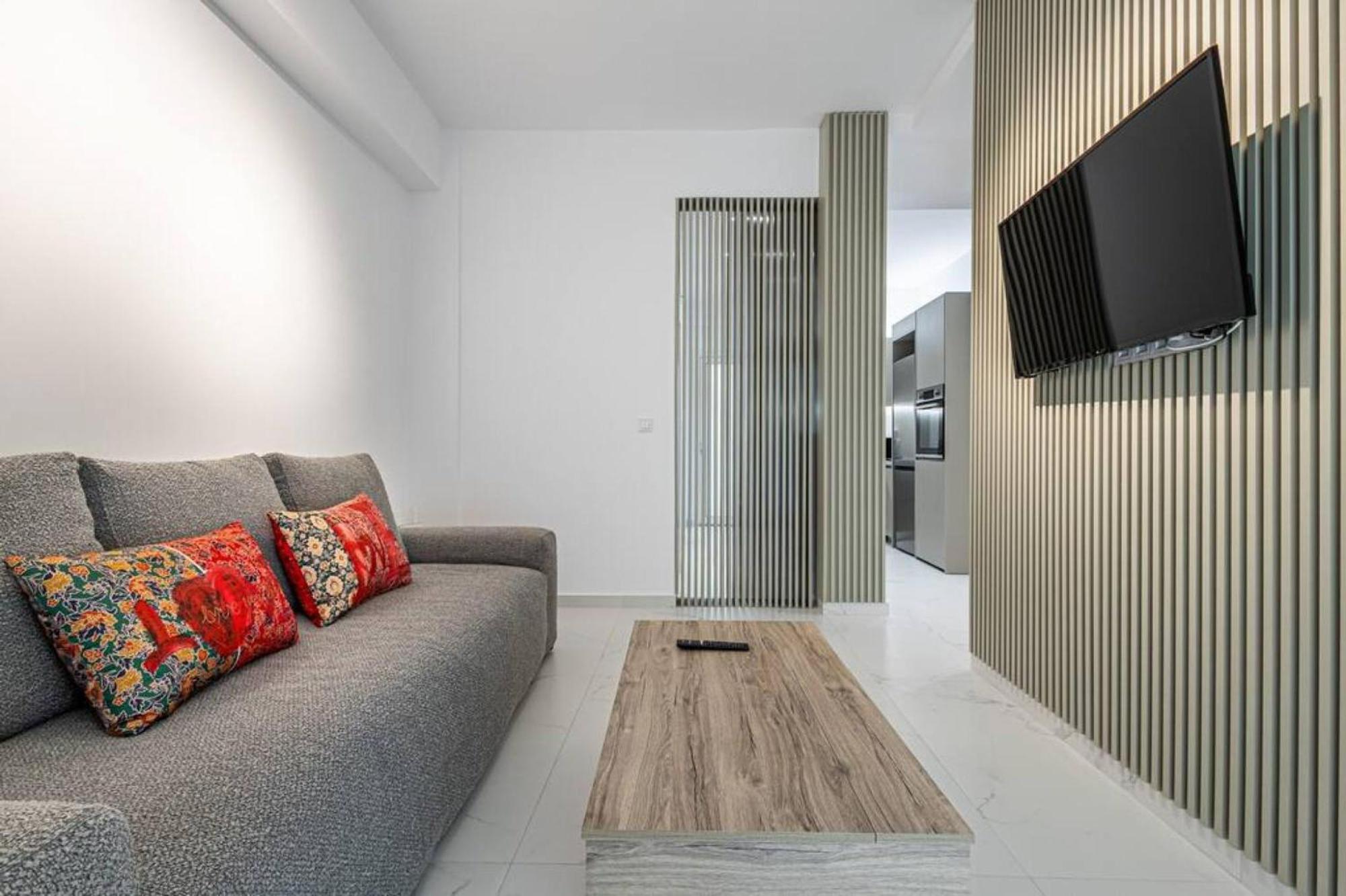 Acropolis Luxury